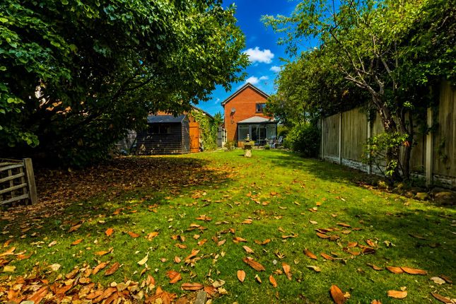 18, Gardeners Way, Rainhill photo 3