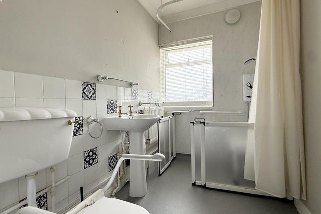 5, Holyrood Close, Stockton-On-Tees photo 4