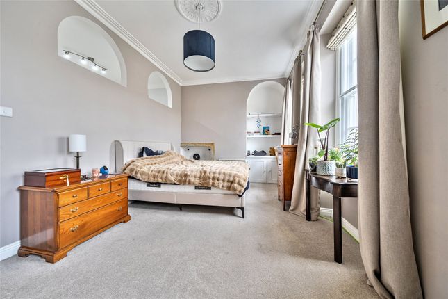 Flat 7, 33, Grosvenor Place, Somerset photo 5
