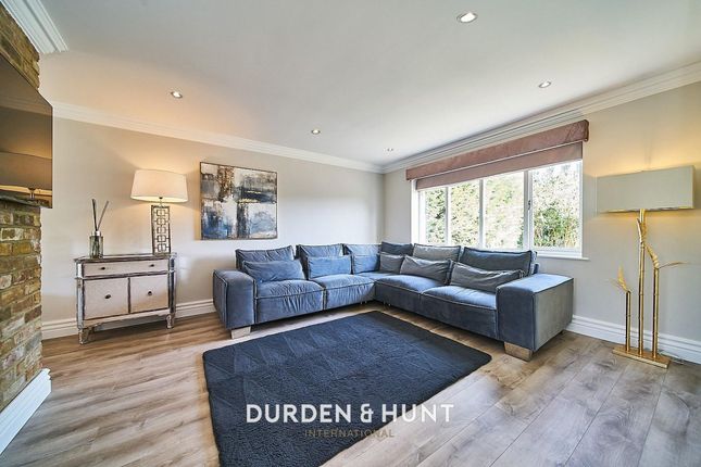 Hawthorn House Dunmow Road, Ongar photo 2