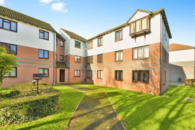 1-bed flat on 36, St. Michaels Close, Plymouth, £81,000