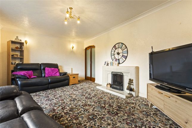 2, Edinburgh Drive, Grimsby photo 4
