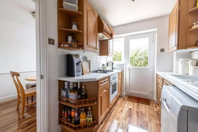 6, Dawes Close, Kent photo 4