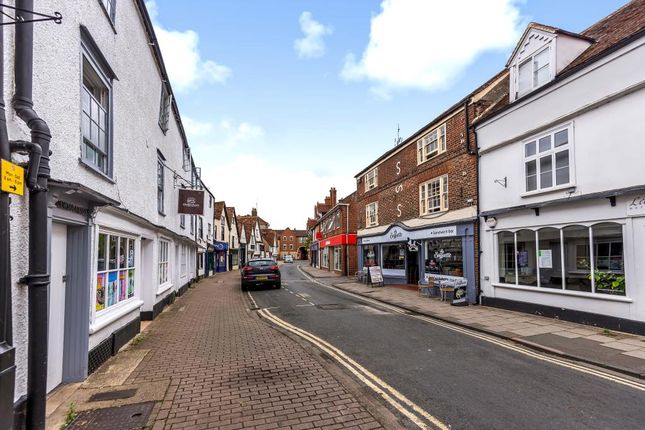 Flat to rent in Abingdon Town Centre, Oxfordshire