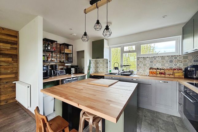 103, Wordsworth, Berkshire photo 2