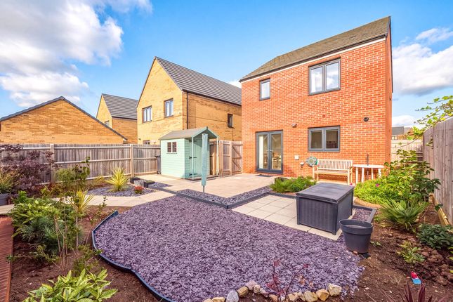28, Tenacres Close, Weston super Mare photo 4