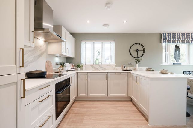 1 Alnwick Place, Stafford photo 4