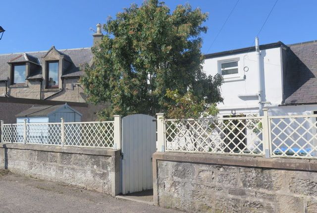 Thumbnail Cottage for sale in Park Street, Nairn