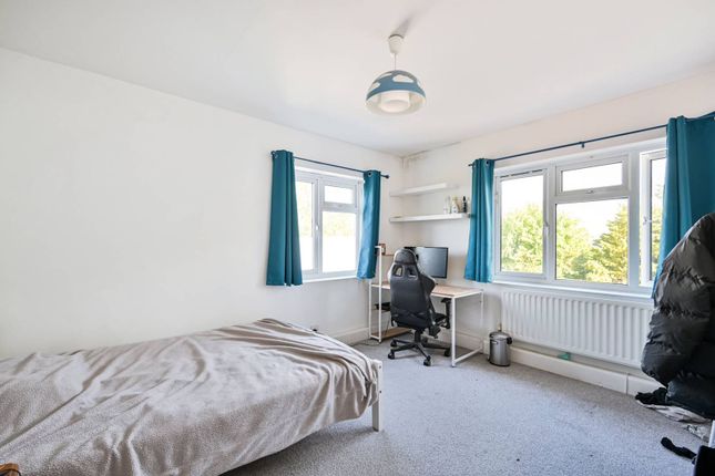 Thumbnail Flat to rent in Vincent House, New Malden
