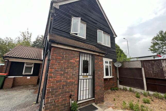 Detached house for sale in Giralda Close, Beckton, London