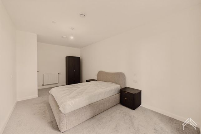 Damselfly Heights, 4 Teal Road, Ilford photo 4