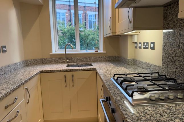 158B, Belsize Road, London photo 5