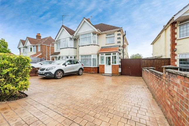 Thumbnail Detached house for sale in Peartree Avenue, Bitterne, Southampton