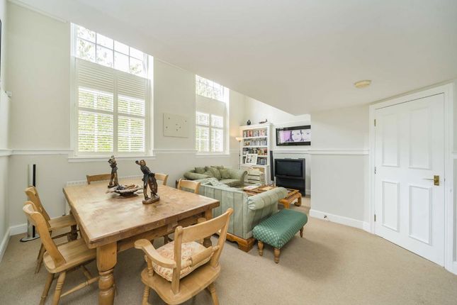 Flat 15, Downings House, 21, Southey Road, London photo 2