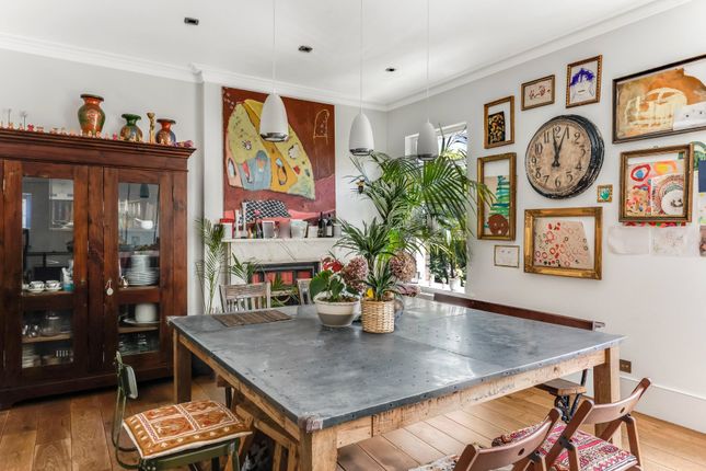 Flat 3, 16, Shepherds Hill, London photo 4