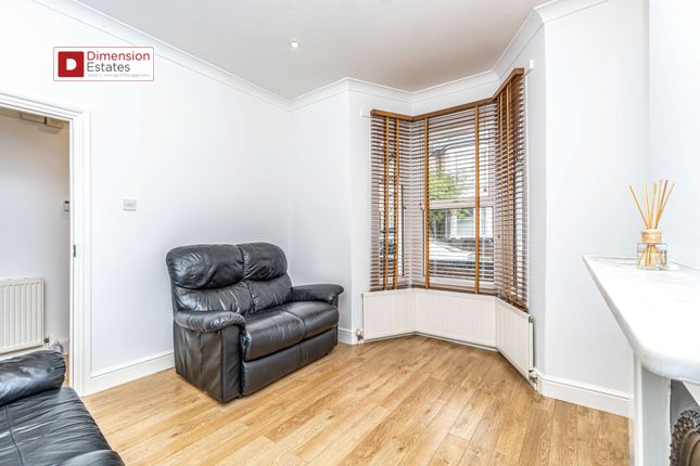 58, Montague Road, Leytonstone photo 4