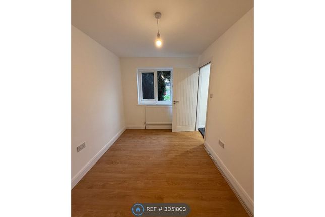 Daintry Close, Harrow photo 2