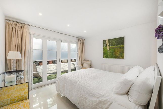 Flat for sale in Lillie Road, Fulham, London SW6.