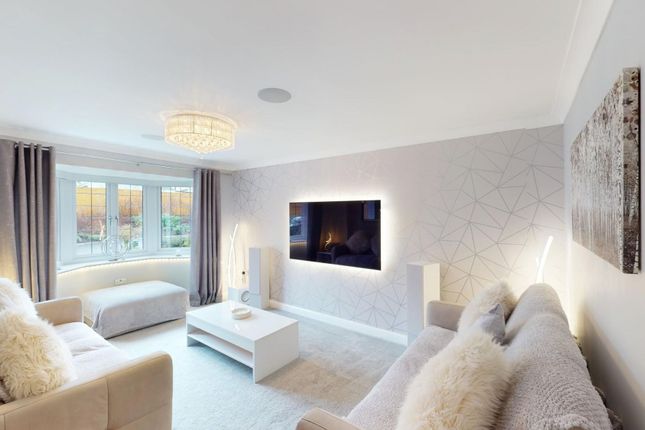 19 Pennine View, Bolton photo 4