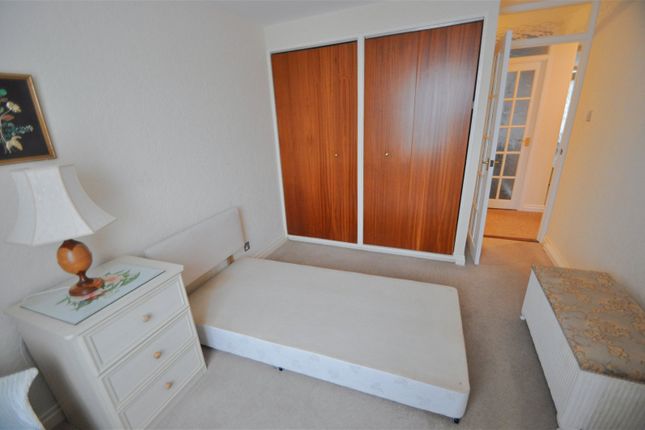 Flat for sale in Simon Court, Hoscote Park, West Kirby