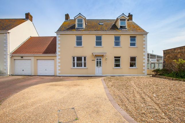 6 Bed Detached House To Rent In 3 Ocean Drive Vale Guernsey Gy6