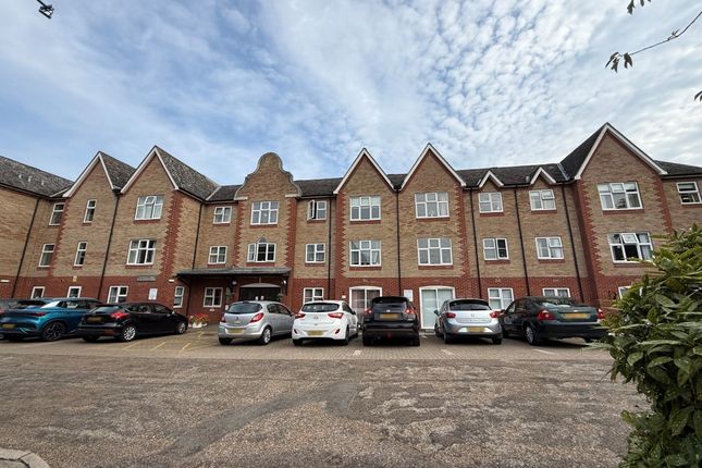 1-bed flat on 22 Godfreys Mews, Chelmsford, £50,000