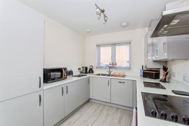 24, Grove Gardens, Wisbech photo 4