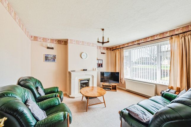 30, Canney Close, Swindon photo 3