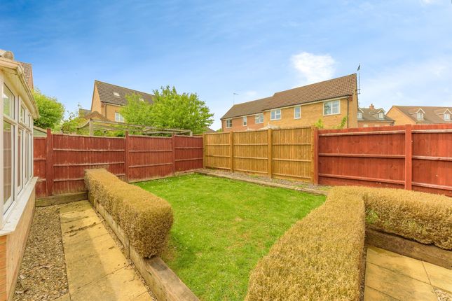 6, Elgar Way, STAMFORD photo 2