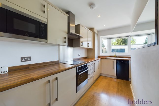 1, Fernbank Road, Addlestone photo 2