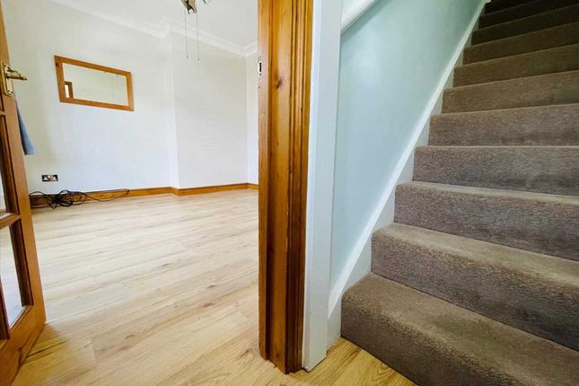 63a, Risingholme Road, Harrow photo 3