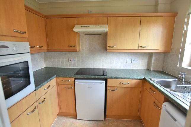 45 Lovell Court Parkway, Crewe photo 3