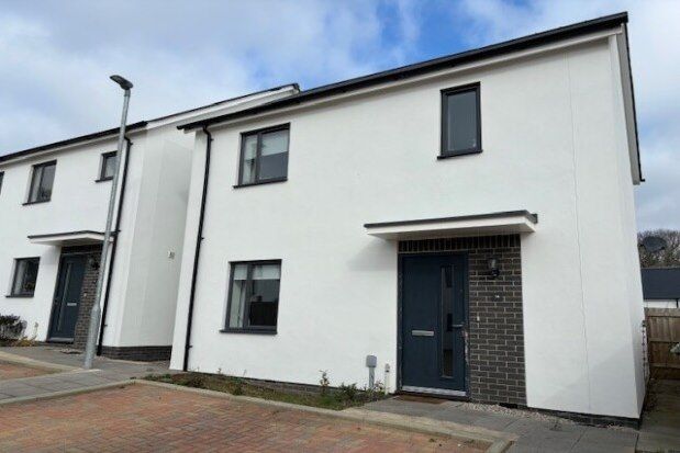 Thumbnail Property to rent in Kober Way, St. Austell