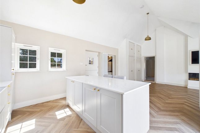 Woodhouse Lodge,, Woodhouse Lane, Chelmsford photo 3