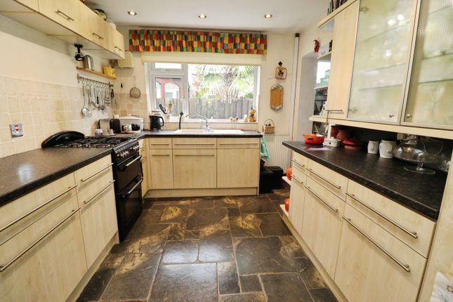 8, Cliff Avenue, Lincoln photo 2