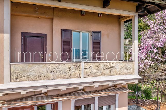 Detached house for sale in Via Castel Carnasino, Como (Town), Como, Lombardy, Italy