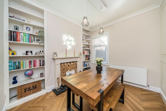 24, Rathmore Road, London photo 4
