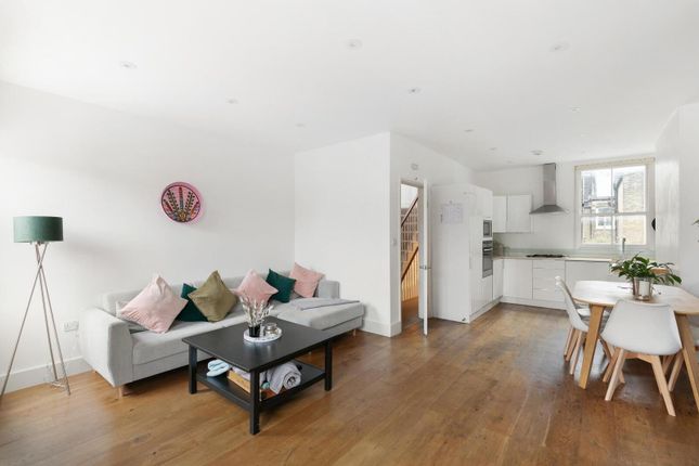 Terraced house for sale in Fontarabia Road, Clapham Common