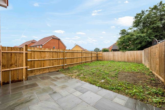 15B, Hagger Drive, Hawkinge photo 4