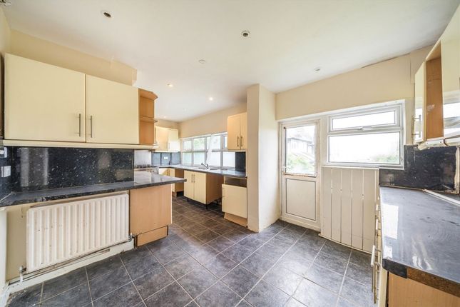 56, Pollards Hill North, London photo 4