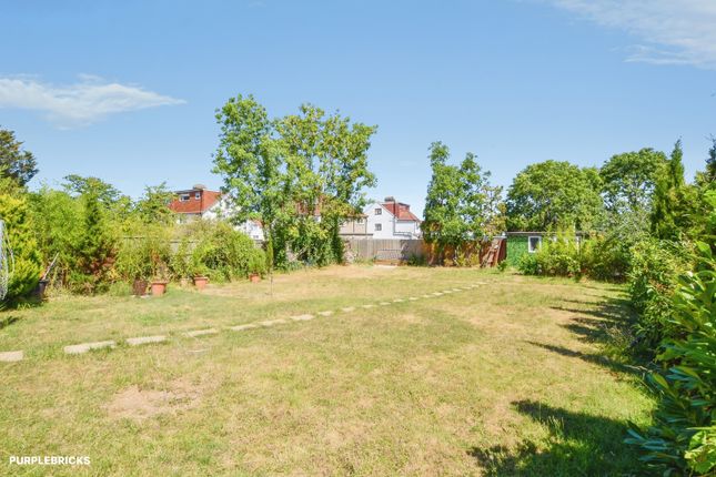6, Baird Close, London photo 4