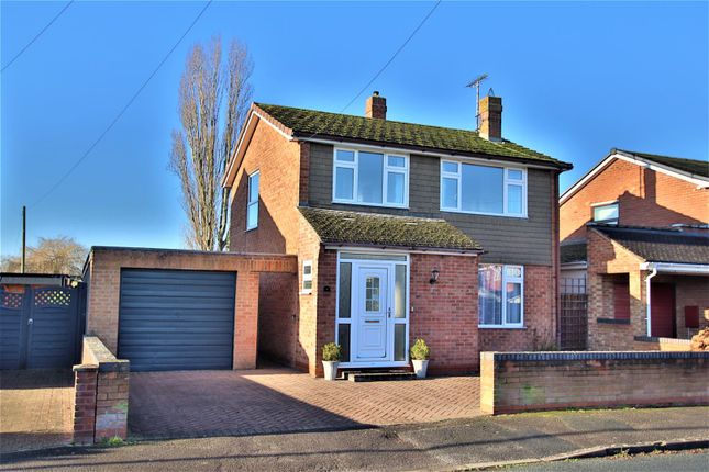 Thumbnail Detached house for sale in Rosefield Crescent, Tewkesbury