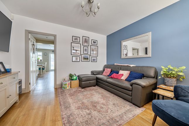 18, Percy Road, Romford photo 2