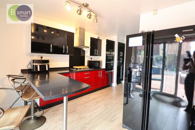 7, Cawood Drive, Rotherham photo 5