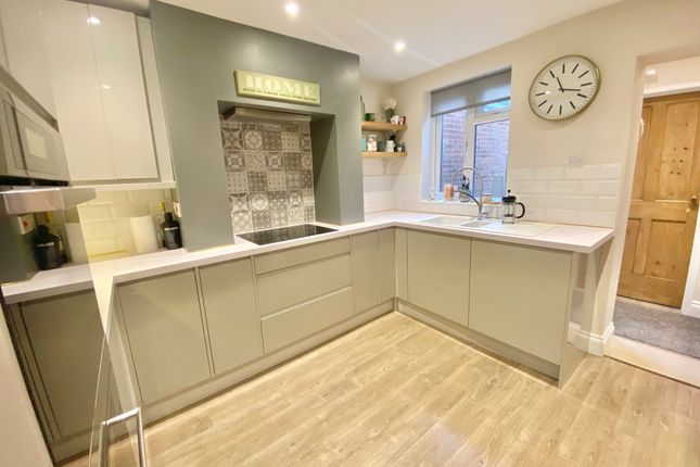 30, Henry Street, TRING photo 2