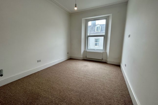 Flat 3, 22, Benbow Street, PLYMOUTH photo 2