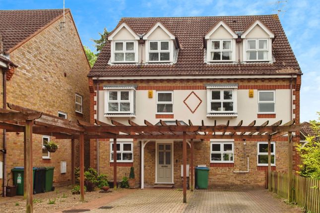 Thumbnail Semi-detached house for sale in Pinewood Close, Watford