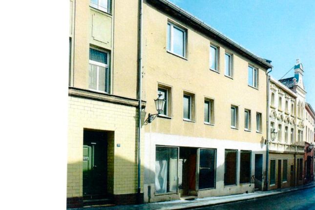 Town house for sale in Burgstrasse 8, Gera, Thuringia, Germany