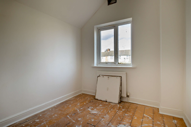 End terrace house for sale in Leicester Road, Sheffield