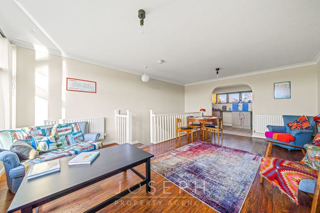 29 Witney Close, Ipswich photo 4